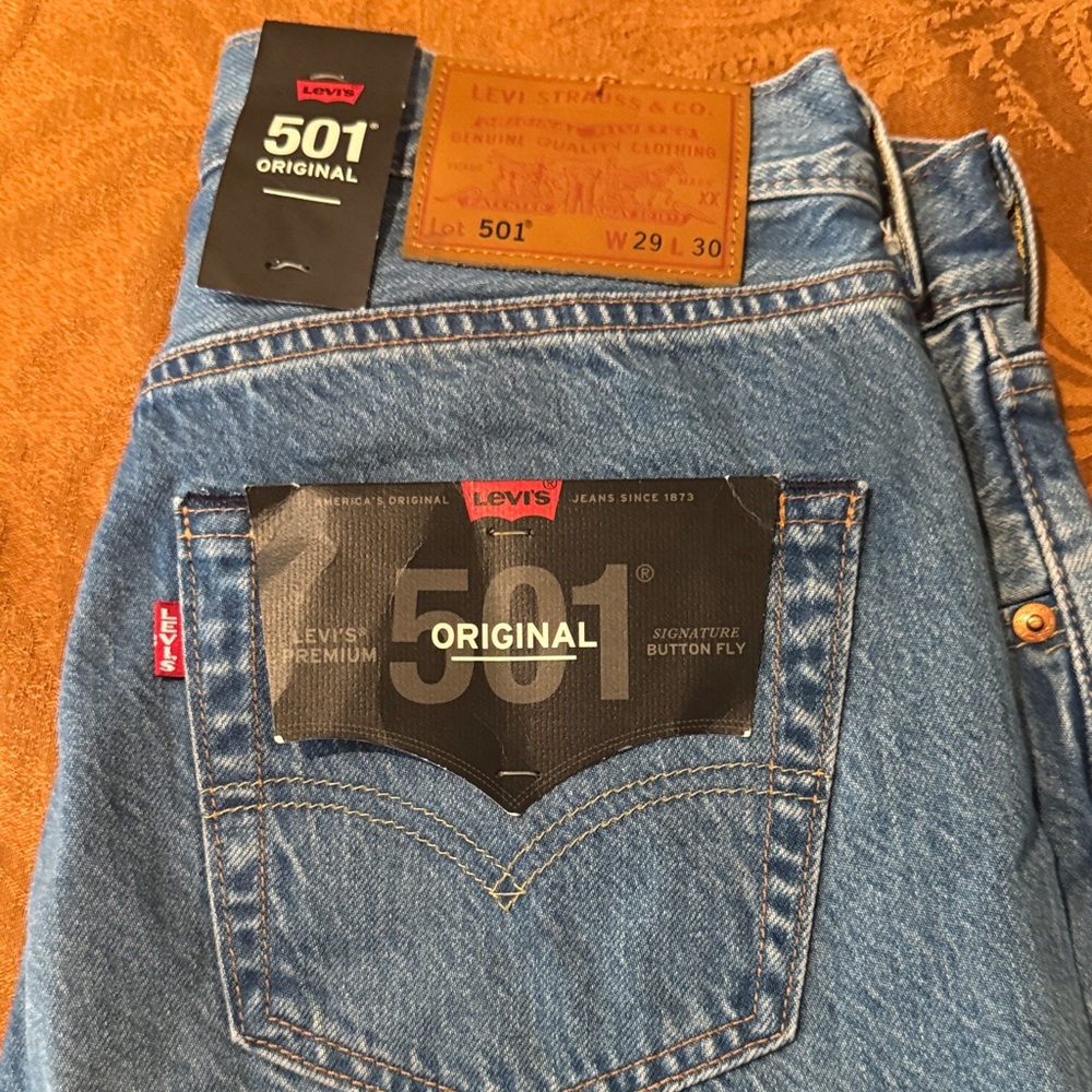 Levi's Men's Classic Blue 501 Straight Jeans